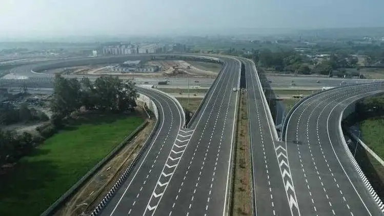 Noida Expressway